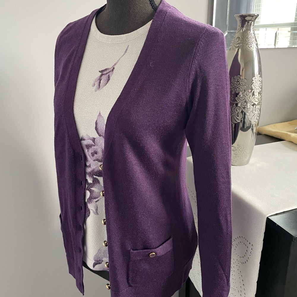 Banana Republic Cardigan Sweater - Picture 5 of 7